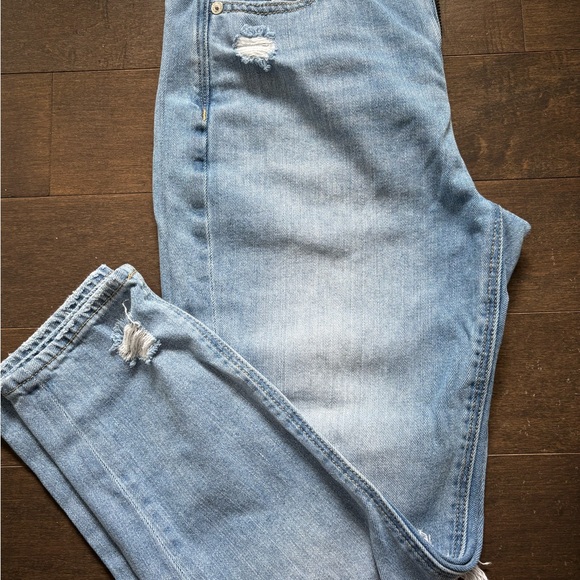 AMERICAN EAGLE MOM JEANS - Picture 1 of 7